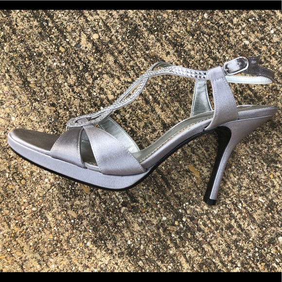 Formal shoes - Picture 2 of 2